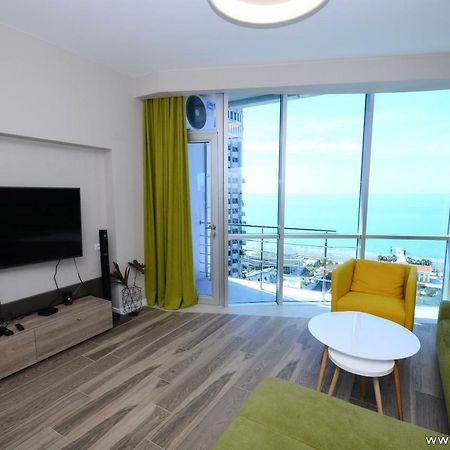 West Apartments Батуми Екстериор снимка