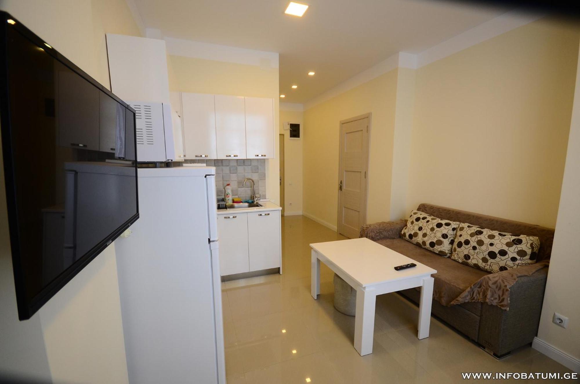 West Apartments Батуми Екстериор снимка