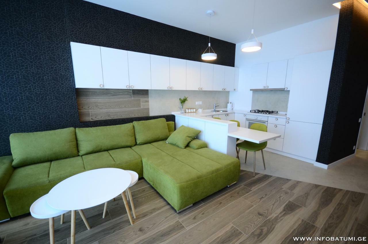 West Apartments Батуми Екстериор снимка