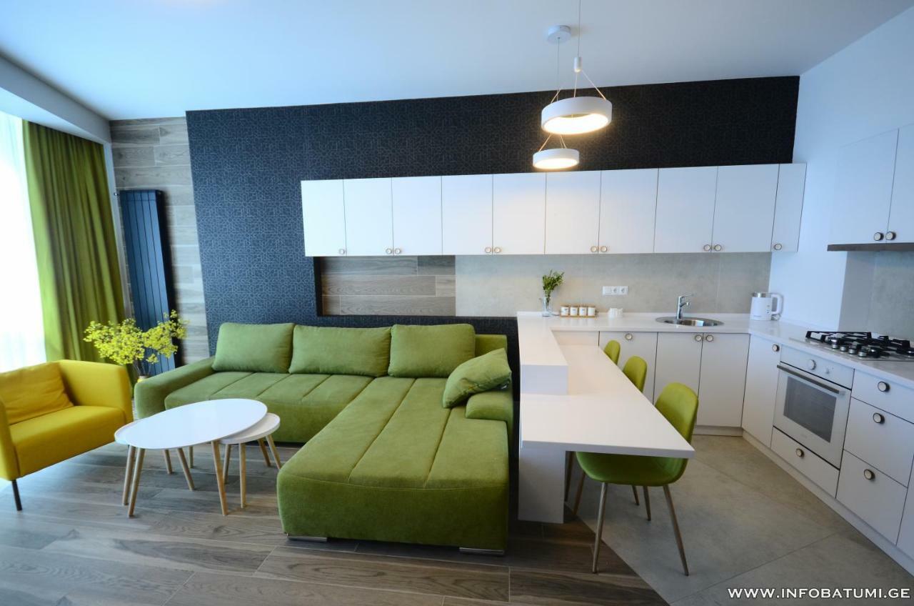 West Apartments Батуми Екстериор снимка